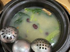 -濠轩阁特色生蚝火锅(水湾路店)