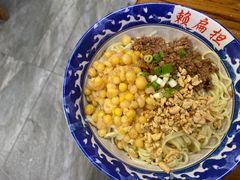 -赖扁担重庆小面(虎山路店)