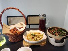 -鸽子侯·家宴·平价海鲜(市图书馆店)