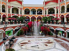 -佛罗伦萨小镇广佛名品奥特莱斯(疏港路店)