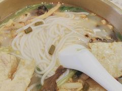 -雙冲柳州螺蛳粉&酸嘢&桂林米粉(簋街店)