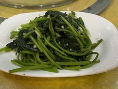 红薯叶-华兴餐厅·招牌生鱼片(桃园路店)