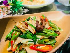 蘑菇私家小炒肉-蘑菇私房菜小馆(杨家坪西城天街店)