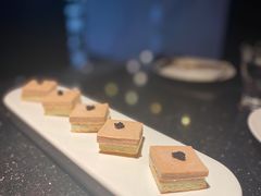鱼子酱配鹅肝-小运河·公馆(国贸店)