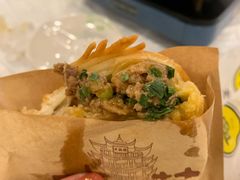 -霄汉牛三鲜湖北砂锅菜(万松园2店)