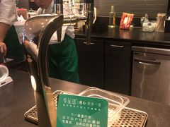 -星巴克臻选(莘庄仲盛店)