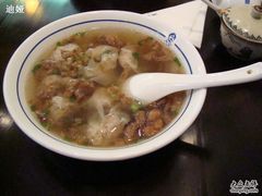 -汪一挑馄饨(老街店)