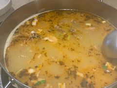 狗肉火锅-英子补身汤(海兰路店)