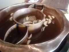 菌王奇香锅-滇釜火锅·能喝汤的火锅(车公庄店)