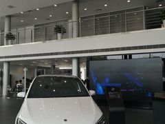 -北京鹏龙大道奔驰4S店(纪家庙店)