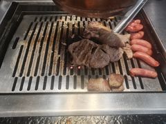 -臻牛烤肉