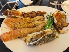 -圣丰索菲特·2 On 988 Café 自助餐厅