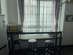 -两知·自习室(三峡广场总店)