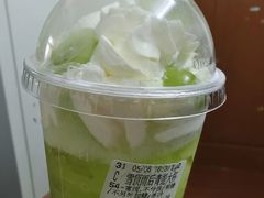 雪顶雨后青提-CoCo都可(大润发店)