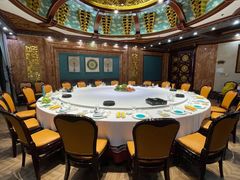 -鹊华居·地道鲁菜·海鲜·融合味(大明湖店)