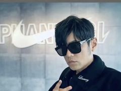 -目艮眼镜SHOWROOM(品牌集合店)