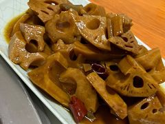 -妈妈家铁锅炖(景诚园综合楼店)