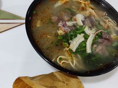 牛肉粉丝汤-牛煎里牛肉煎包淮南牛肉汤(广东路店)