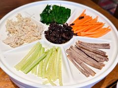 -云海肴·汽锅鸡·云南代表菜(天山百盛优客店)