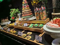 -雍容荟帝王蟹活龙虾展台自助(IFS黑金店)