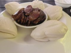 -河畔春天时尚餐厅