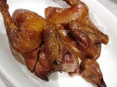 妙龄乳鸽-香山家宴