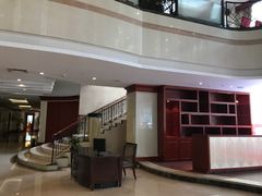 -满江红四季餐厅 · 国家五钻级酒家(新纪元大酒店店)