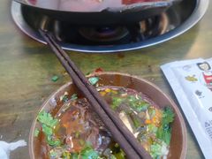 -黄潇洒老火锅(九眼桥宏济巷店)
