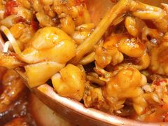 -超越炭火牛蛙火锅鸡(河东店)