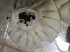 -白玉兰食品甜凤店(合生汇店)
