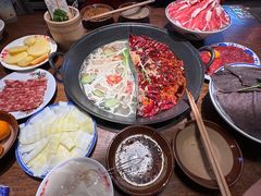 -萍姐火锅·公路夜市(武汉首店)