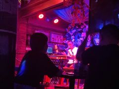 -周庄红庭演艺酒吧