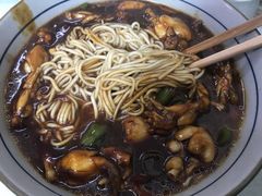 酱爆牛蛙面-明呈黄鱼面馆(斜土路店)