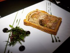 法式传统馅饼配鸭肝及开心果-L'ATELIER de Joel Robuchon(外滩18号店)