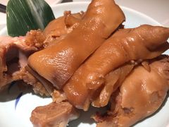 酱香猪蹄-北院·果木烤鸭·25年东北菜(创意产业园店)