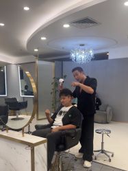 -八佰伴8008星级形象店
