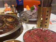 -潮火锅·麻辣牛肉火锅(观音桥方圆·LIVE店)