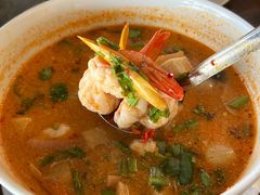 -Green Tree Rest. & Pub