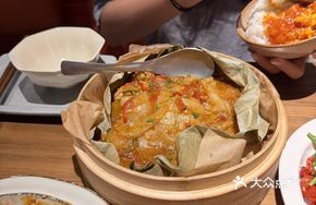 Hand-Deveined Crawfish Curry Chencun Noodles