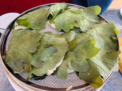 饽椤叶饼-龙香居海鲜家常菜饭店·特色驴肉·古城浑锅