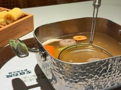 招牌牛骨清汤锅-左庭右院鲜牛肉火锅(七宝领展广场店)