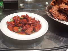-95号酱骨·一块豆腐(展春园西路店)