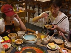 -舒家大院重庆老火锅(纪念塔店)