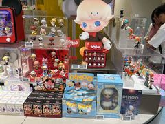 -泡泡玛特POPMART (北京超极合生汇店)