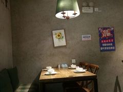 卡座-李记潮汕砂锅粥(营福路店)