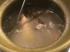 五指毛桃排骨汤-美极鲜食坊(宝安南路店)