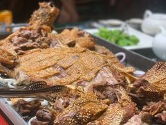 蒙古烤全羊-九十九顶毡房(阜石路店)