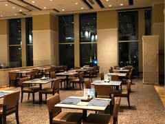 大堂-怡聚轩全日制自助餐厅(大中华喜来登酒店)