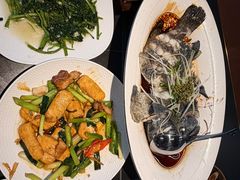 -鑫悦楼煎蟹·16年海鲜大排档