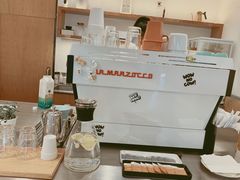 -Legno.ita Coffee by Wood(襄阳南路店)